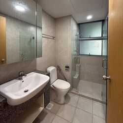 Lakeholmz (D22), Condominium #637238911